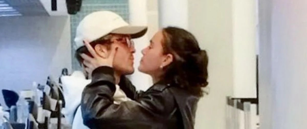 Bruna Marquezine e João Guilherme retomam relação, mas optam por máxima discrição, afirma perfil - Imagem do artigo