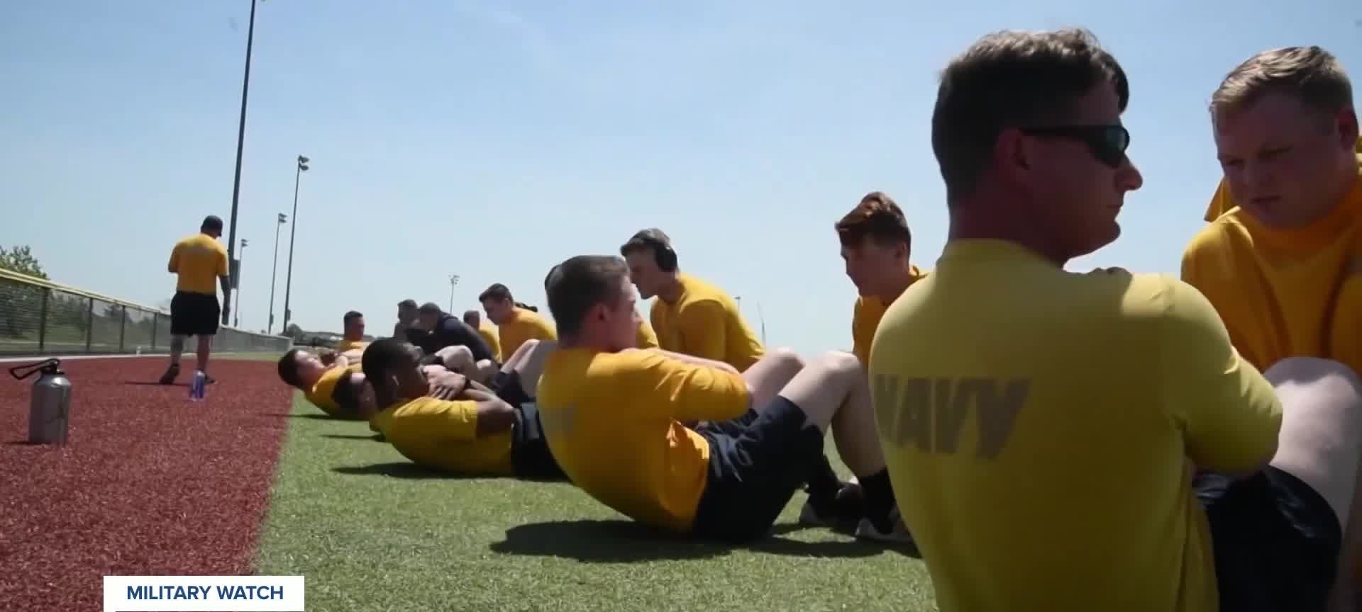 Marinha dos EUA mudará normas de condicionamento físico de militares em 2026 - Imagem do artigo original