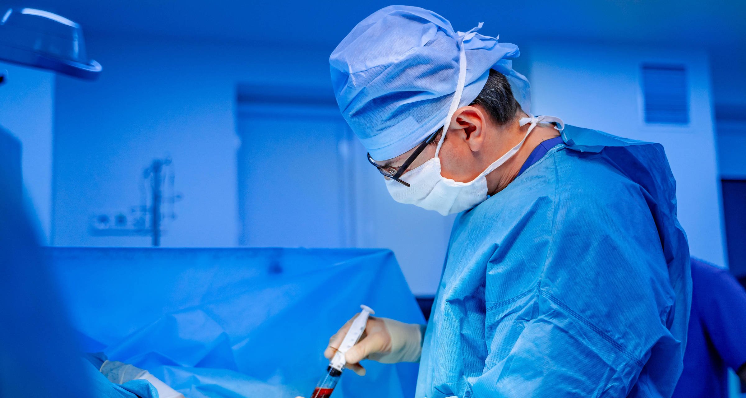 Estudo brasileiro indica que transplante de medula com doador meio compatível oferece mesma segurança que o de doador totalmente compatível - Imagem do artigo