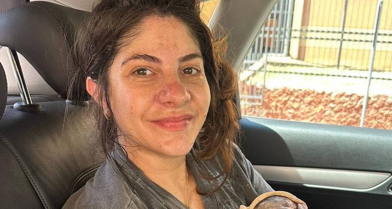 Bebê nasce em carro a caminho do hospital e caso ilustra fenômeno de partos extremamente rápidos - Imagem do artigo original