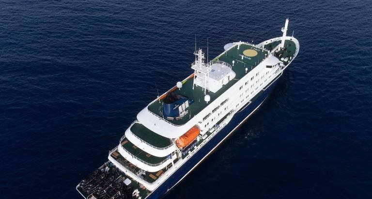 Cruzeiro com surto de hantavírus permanece ancorado em Cabo Verde; três mortes confirmadas - Imagem do artigo original