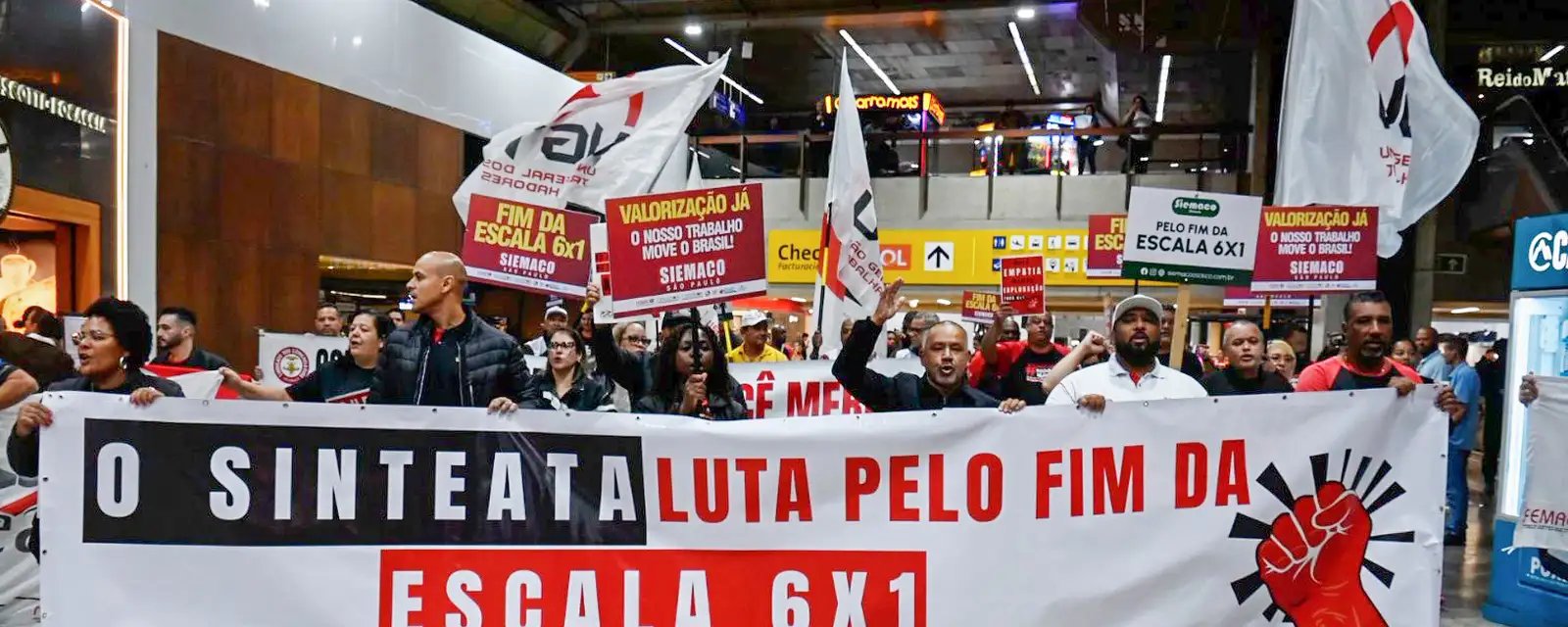 Trabalhadores protestam em Guarulhos contra jornada 6×1 e cobram votação de projeto no Congresso - Imagem do artigo