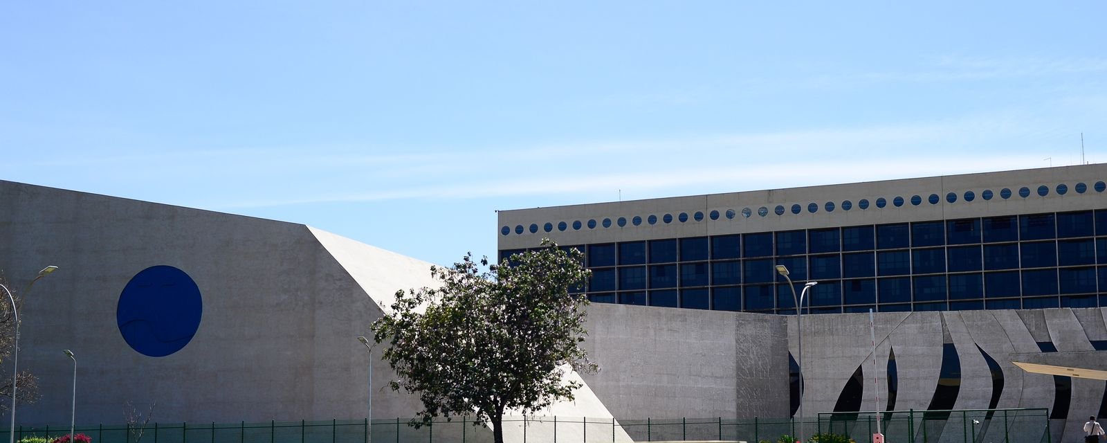 STJ manda investigar uso de comandos de IA para fraudar petições eletrônicas - Imagem do artigo