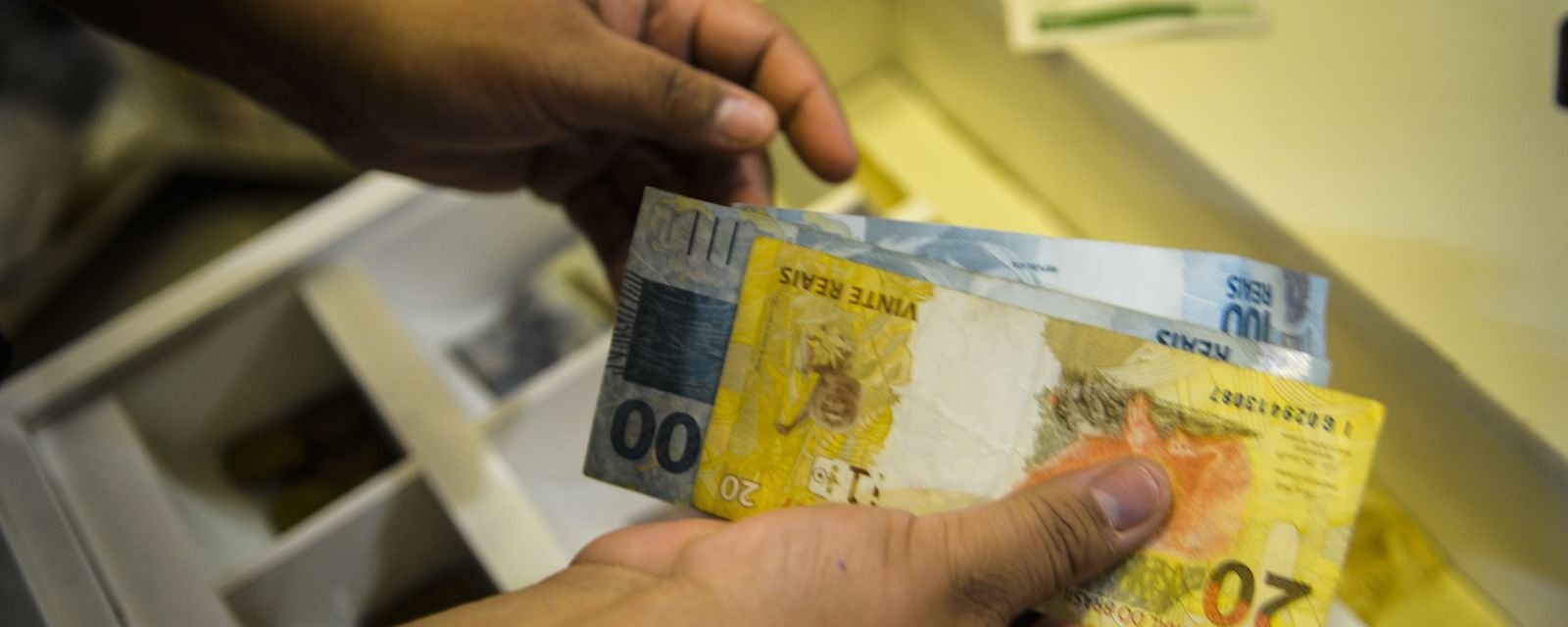 Novo Desenrola já renegocia quase R$ 12 bilhões em dívidas - Imagem do artigo